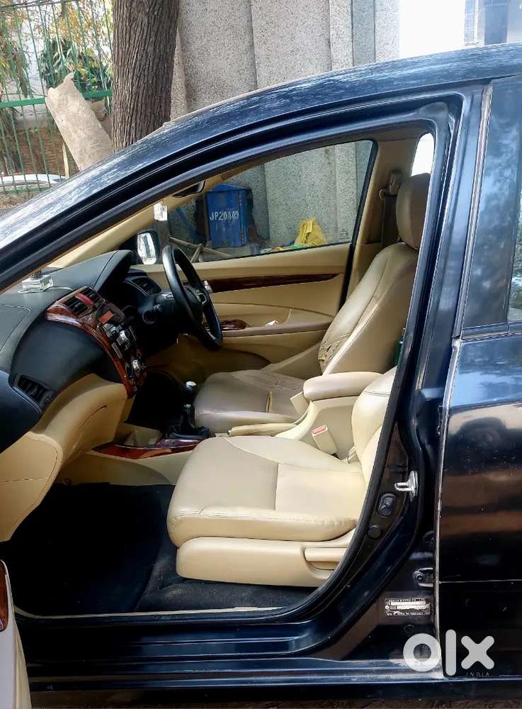 Honda City 2011 Cng & Hybrids Well Maintained