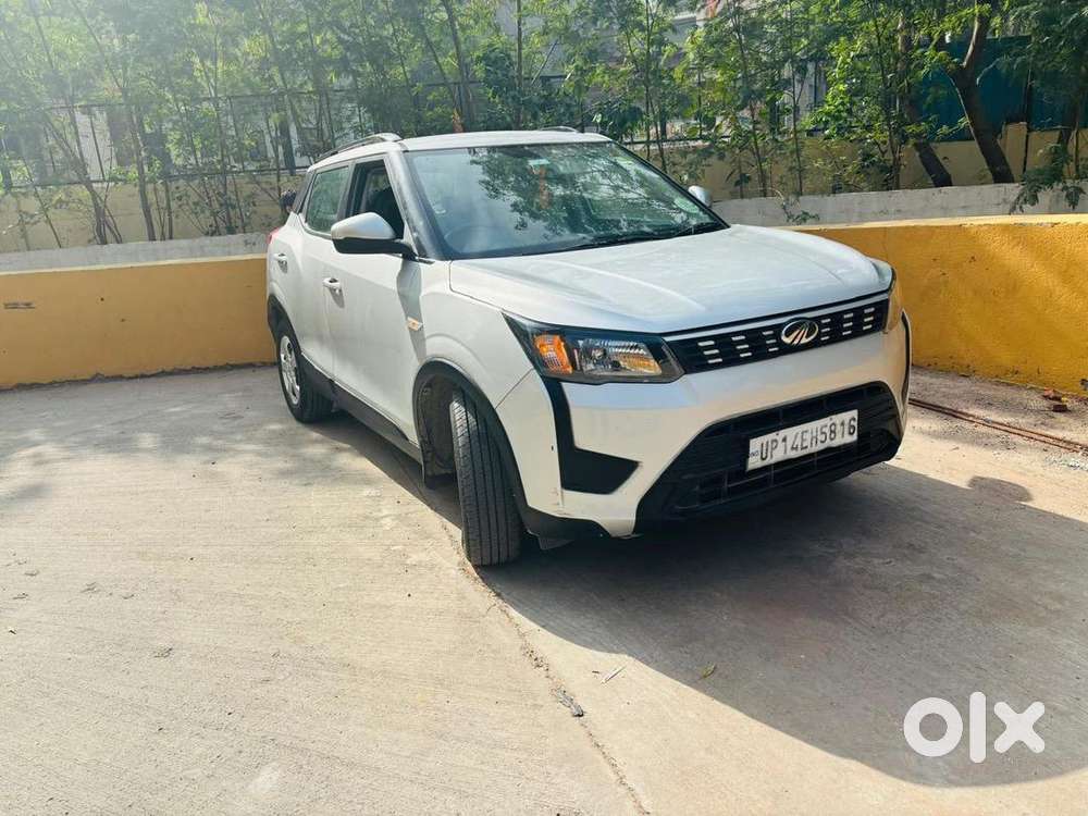 Mahindra Xuv300 2020 Diesel Well Maintained