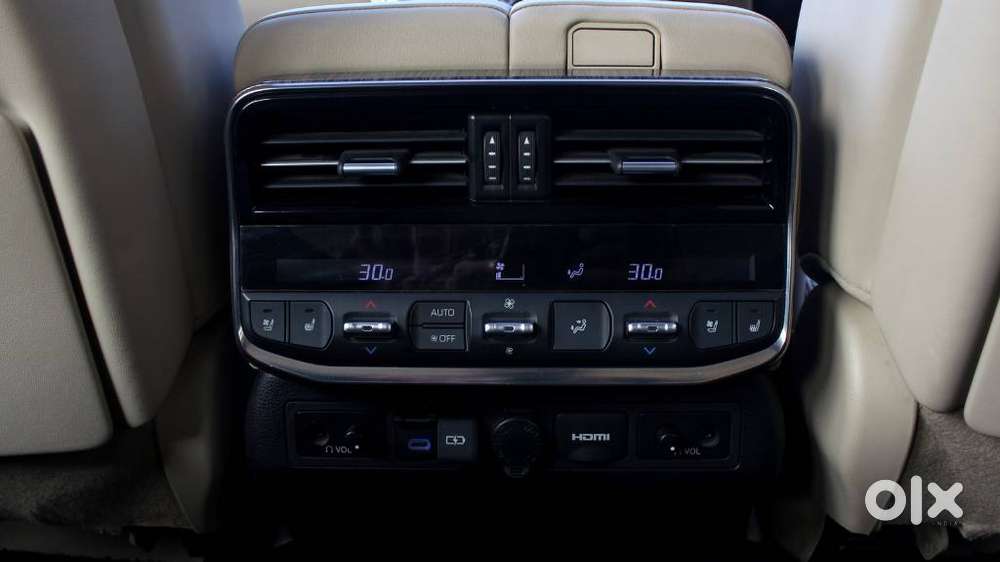 Toyota Land Cruiser 3.3 Zx Diesel, 2023, Diesel