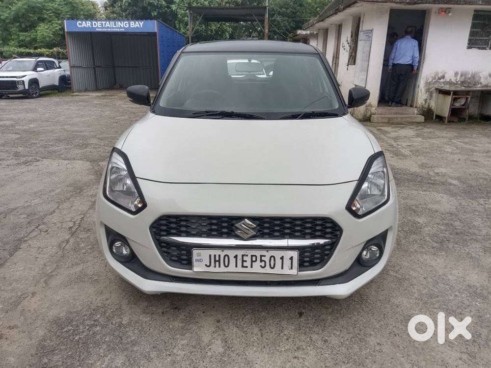 Maruti Suzuki Swift Vxi Optional, 2022, Petrol