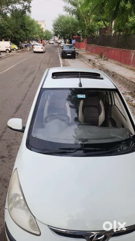 2011 Hyundai I10 At With Sunroof