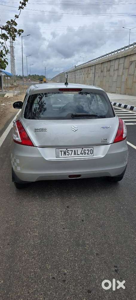 Maruti Suzuki Swift Zxi, 2015, Petrol