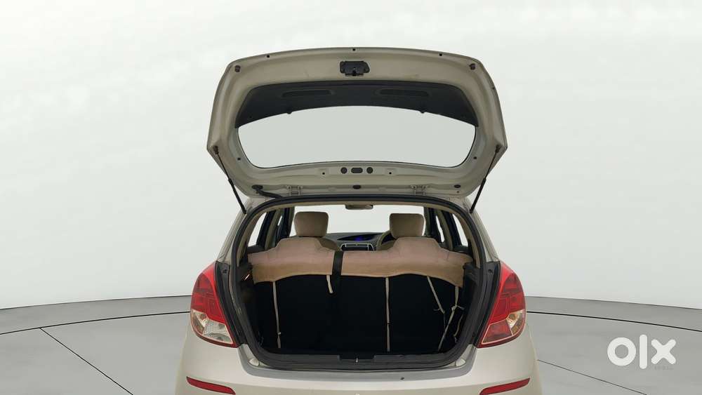 Hyundai I20 2012-2014 Magna, 2012, Petrol
