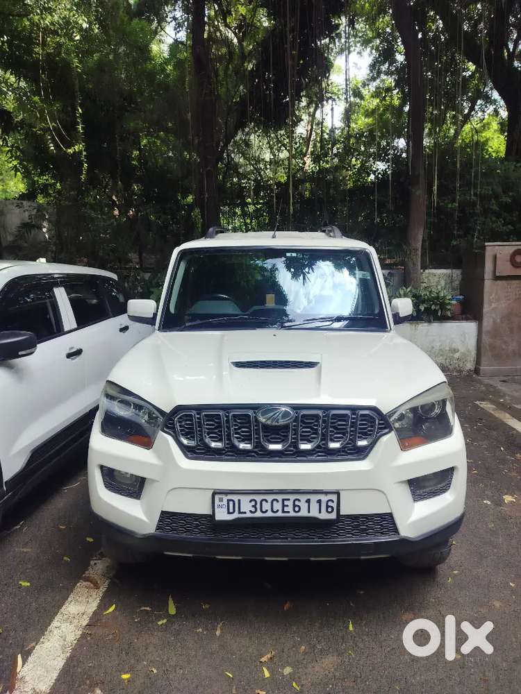 Mahindra Scorpio S10 2016 Diesel Manual
