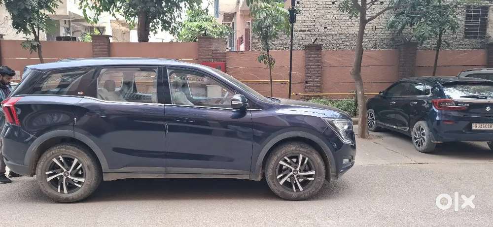Mahindra Xuv700 2022 Diesel 33500 Km Driven