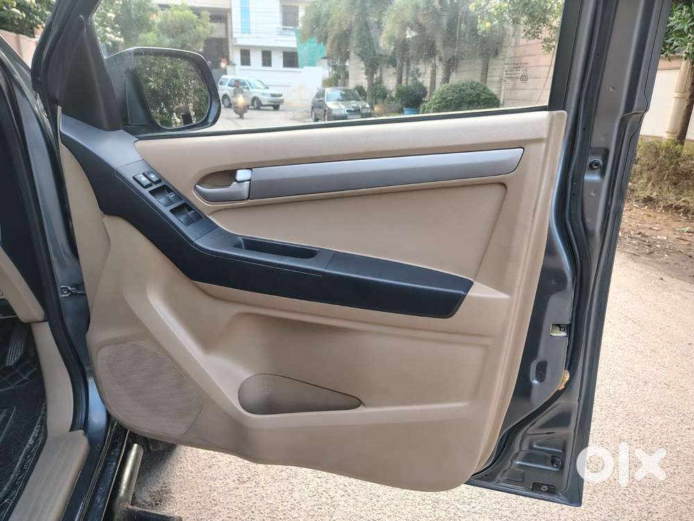 Isuzu D-max V-cross 4x4, 2017, Diesel