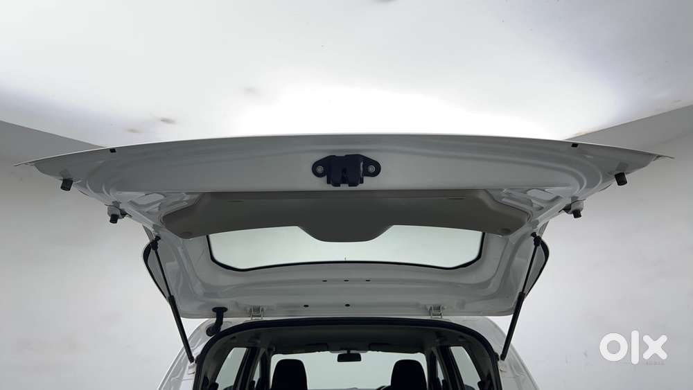 Renault Triber Rxl, 2020, Petrol