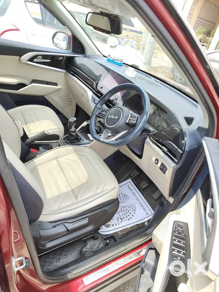 Kia Carens 2022 Year