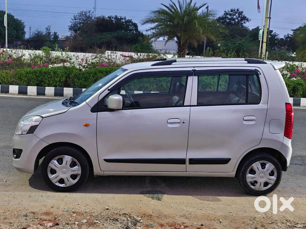 Maruti Suzuki Wagon R Vxi Amt1.2, 2018, Petrol