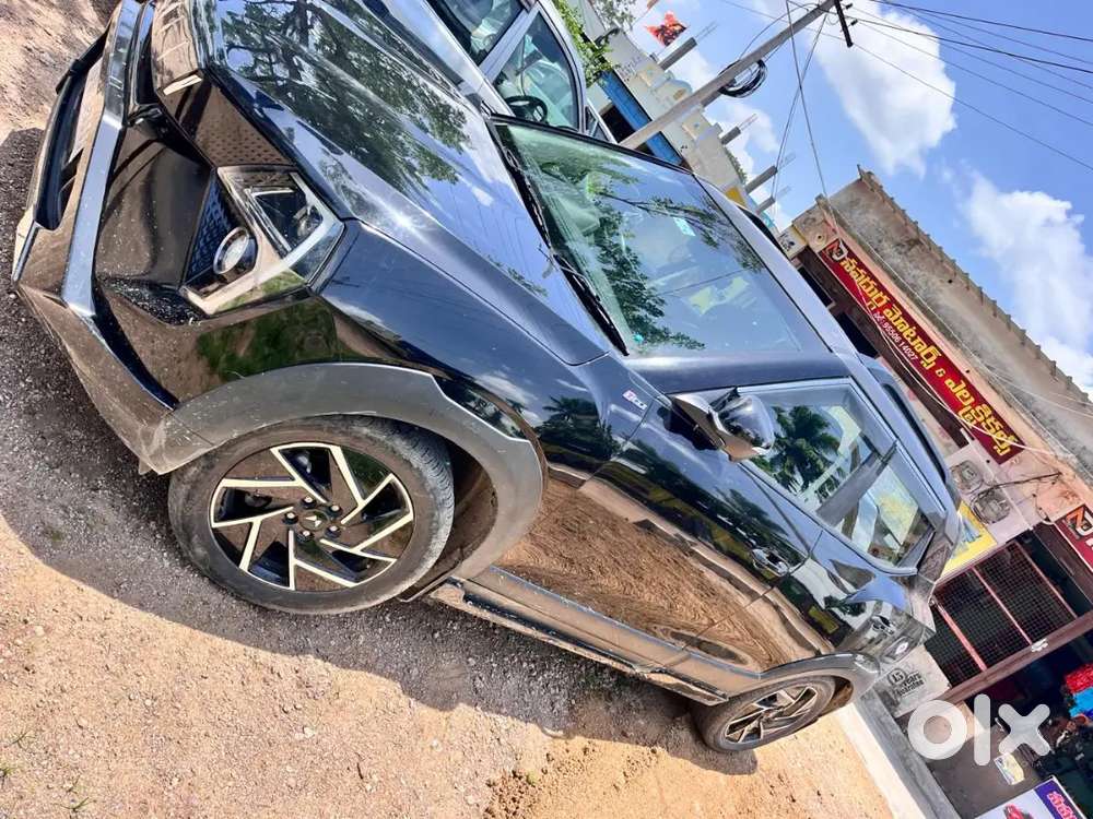 Mahindra Xuv 3xo Petrol 2024 Continue Finance Available Available