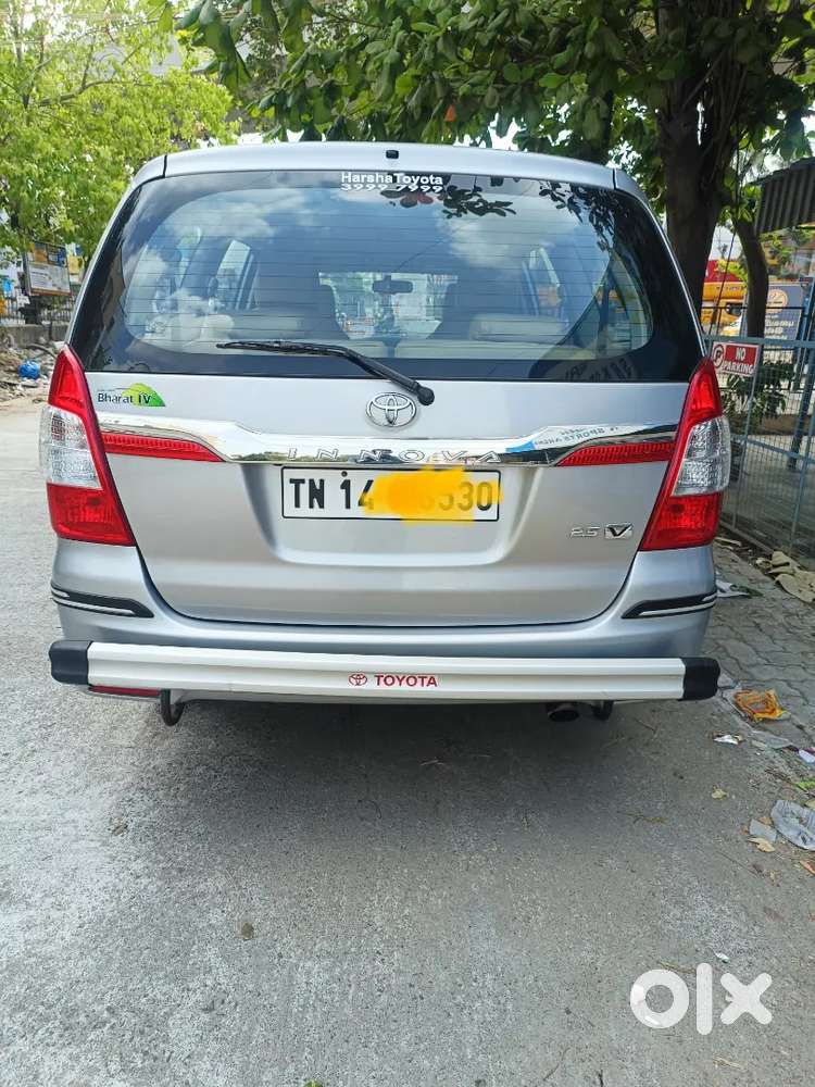 Toyota Innova Hycross 2015 Diesel 160000 Km Driven