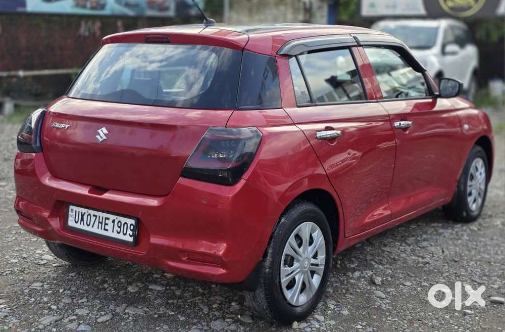 Maruti Suzuki Swift 1.2 Lxi (o), 2025, Petrol
