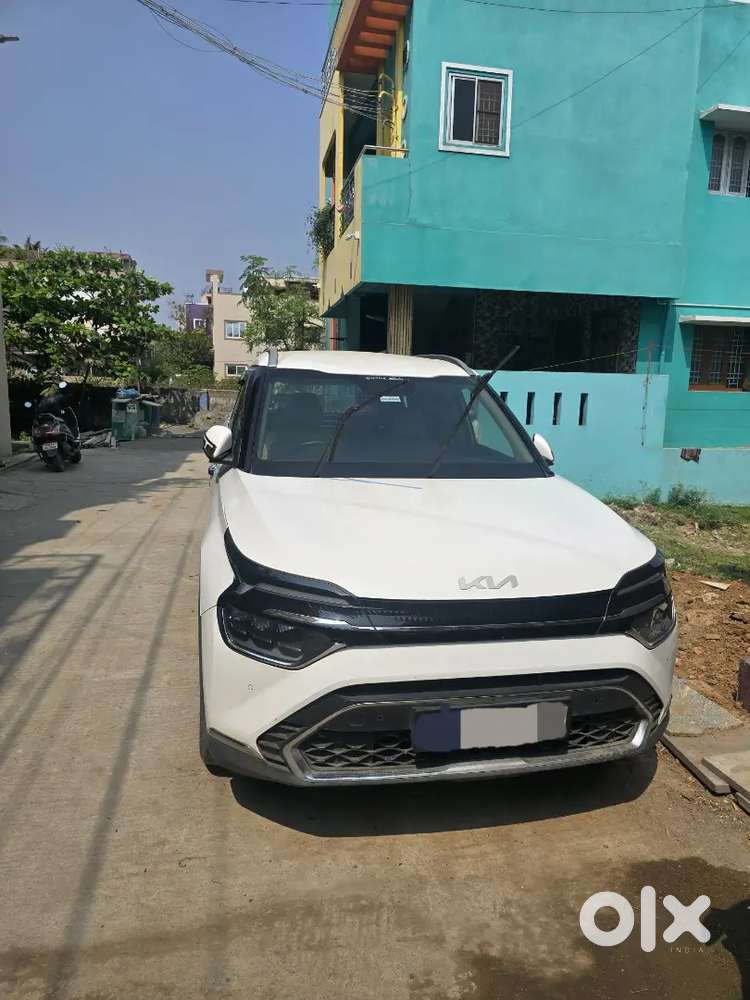 Kia Carens 1.5 Diesel Luxury – Single Owner  White  Top Condition
