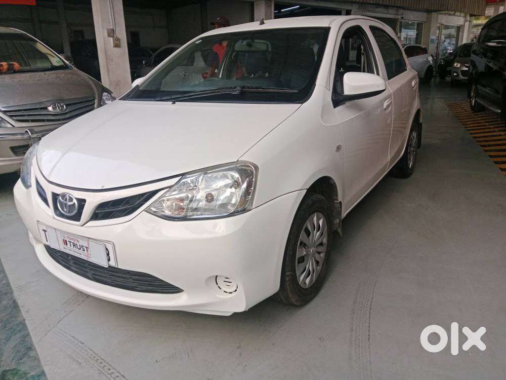 Toyota Etios Liva, 2015, Petrol