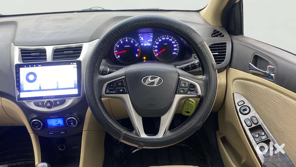 Hyundai Verna 1.4 Cx, 2014, Petrol