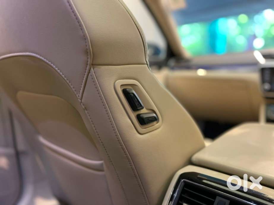 Skoda Superb 2.0 Tsi At L&k, 2022, Petrol