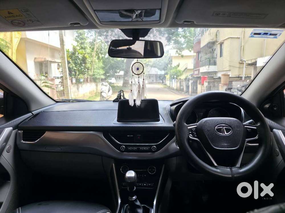 Tata Nexon 1.5 Revotorq Xz Plus (o) Dual Tone, 2018, Diesel