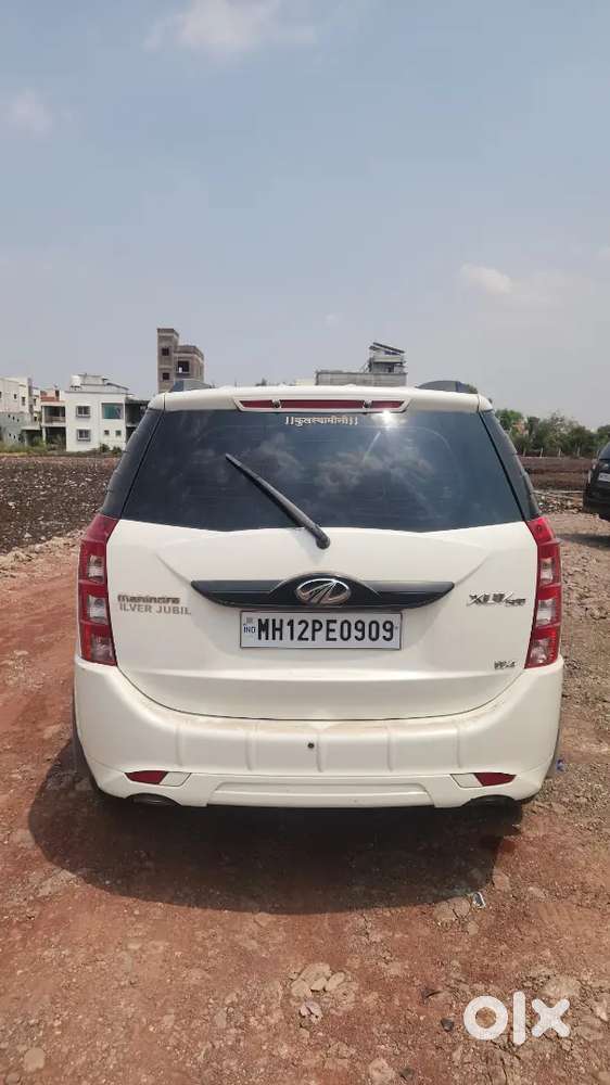 Mahindra Xuv500 2017 Diesel 102000 Km Driven
