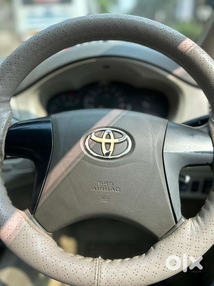 Toyota Innova [2013-2016] 2.5 G4 8 Str, 2012, Diesel