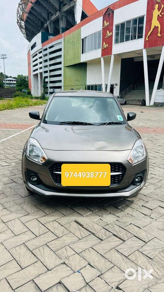 Maruti Suzuki Swift Lxi Bsiv, 2022, Petrol