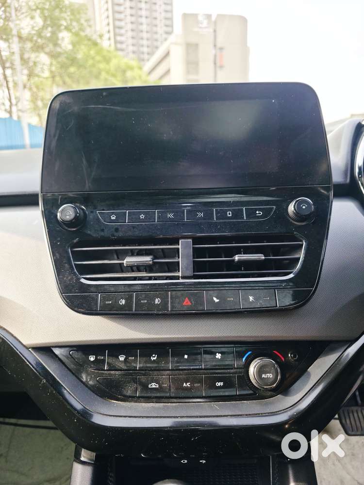 Tata Safari 2.0 Xza Plus 6 S Dark Edition, 2022