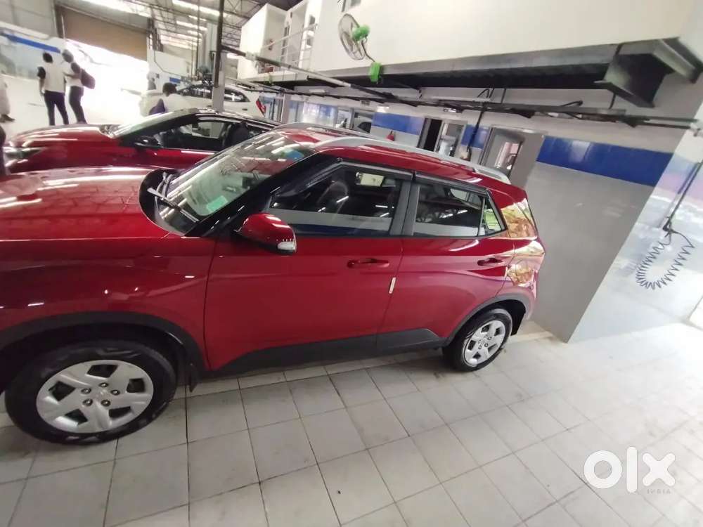 Hyundai Venue 2021 Petrol – Excellent Condition