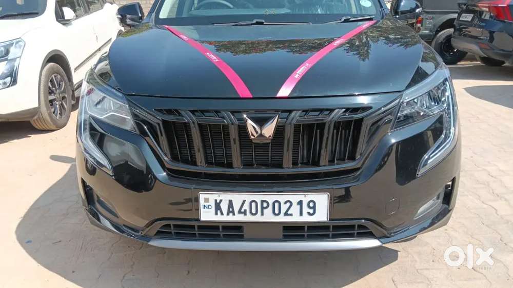 Mahindra Xuv700 Petrol 2025