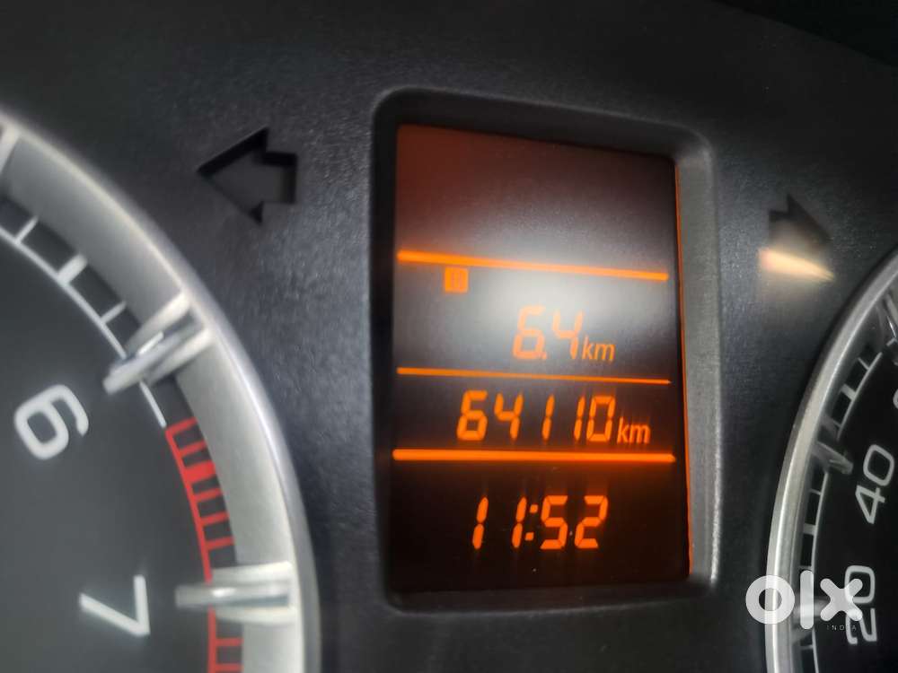 Maruti Suzuki Swift 2011-2014 Vxi, 2017, Petrol