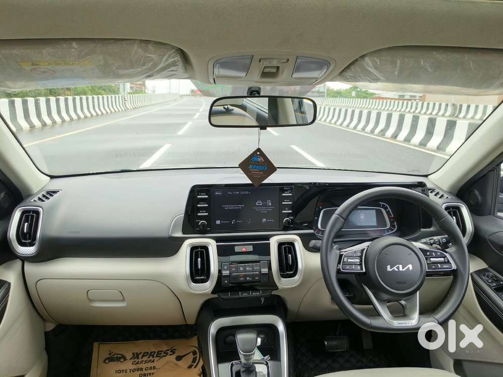 Kia Sonet 2023 Petrol Well Maintained