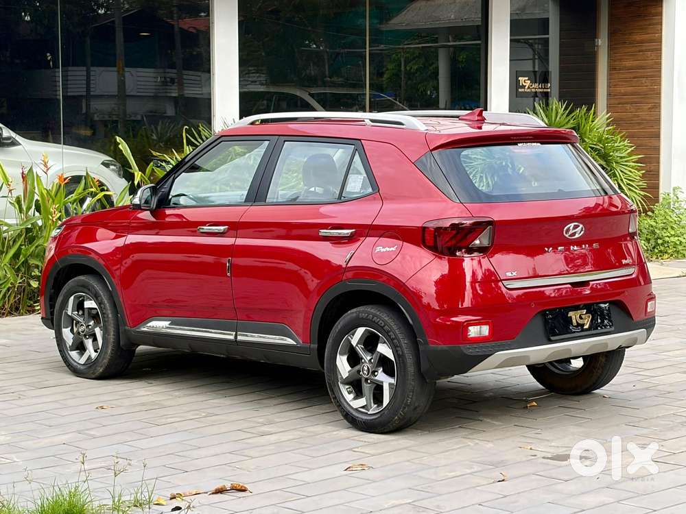 Hyundai Venue Sx Plus Turbo Dct, 2020, Petrol