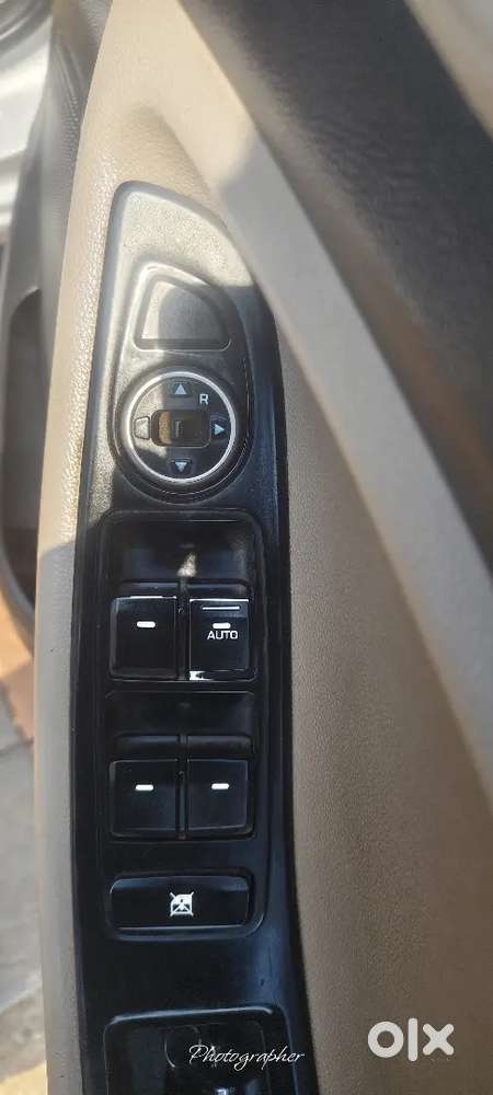 Hyundai Elite I20 2015 Petrol 90000 Km Driven