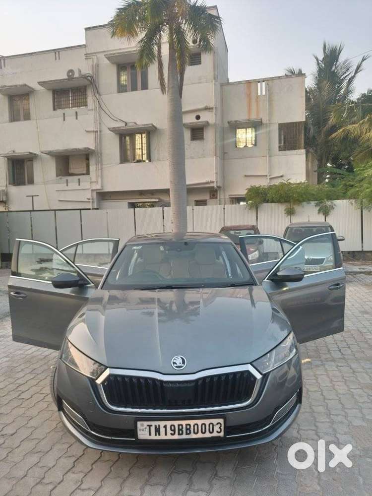 Skoda Octavia 2.0 L K Tsi At, 2022, Petrol
