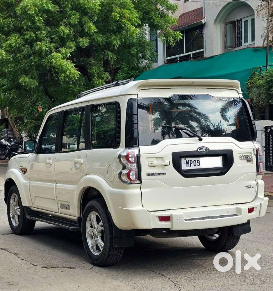 Mahindra Scorpio S10, 2015, Diesel