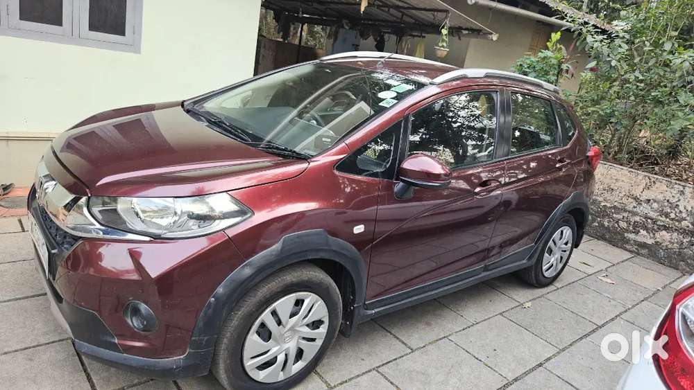 Single Owned Well Maintained Good Condition Honda Car.