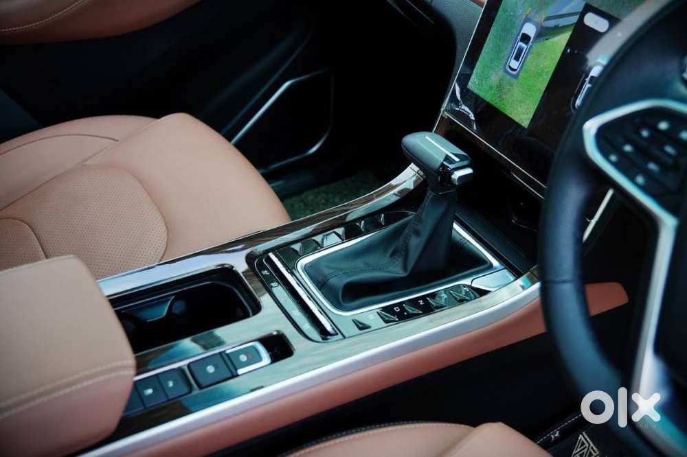 Mg Hector Plus Sharp Pro 1.5 Turbo Petrol 7 Str, 2024, Petrol