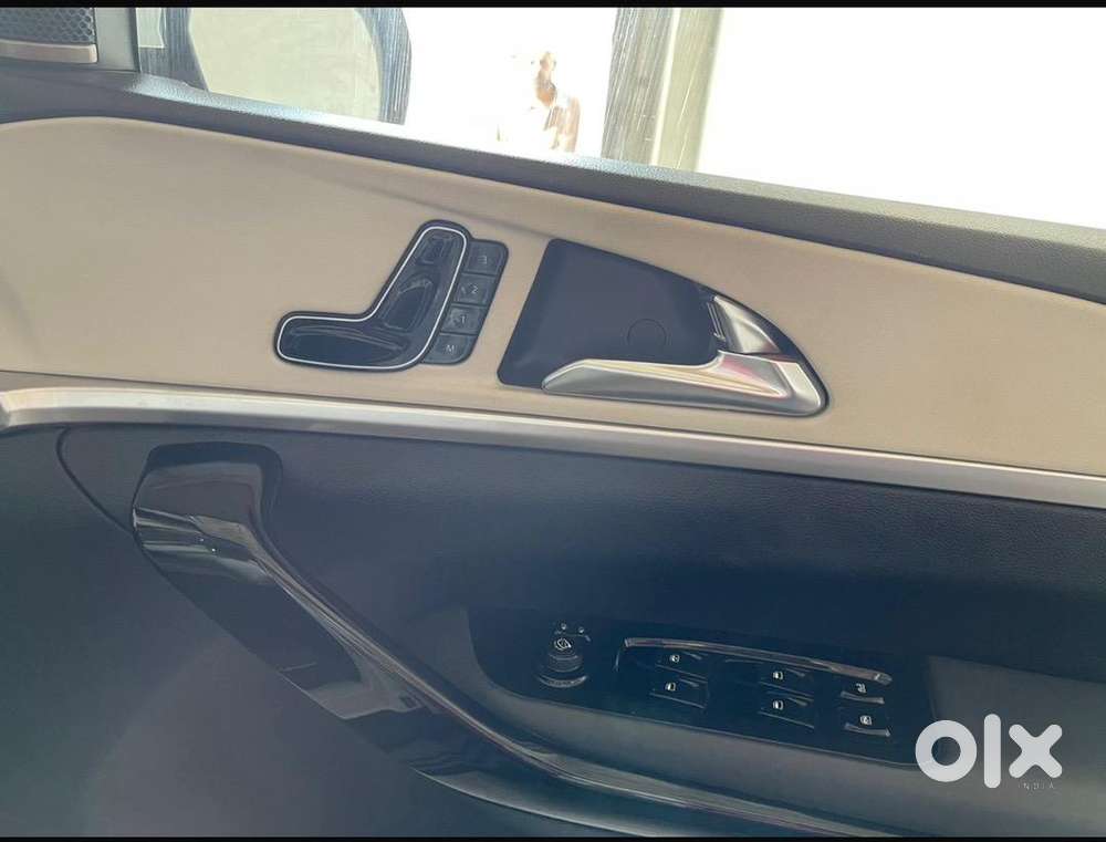 Mahindra Xuv700 Ax7l 2022