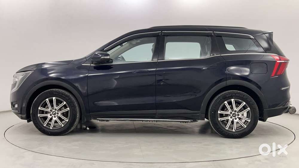 Mahindra Xuv700 2.0 Ax 7 Petrol At Luxury Pack Str, 2022, Petrol