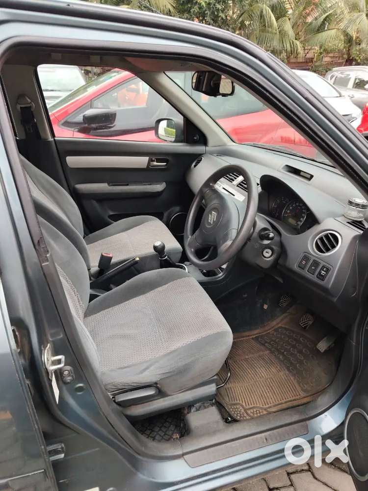 Maruti Suzuki Swift Dzire 2010