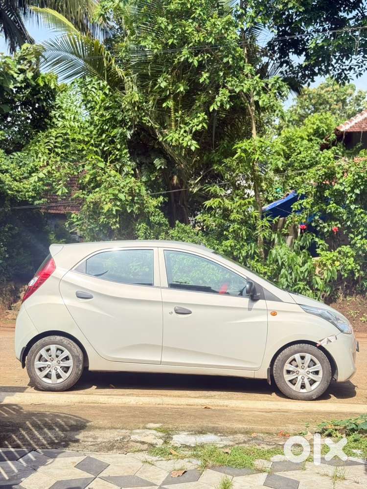Hyundai Eon Magna 2013 Petrol Car