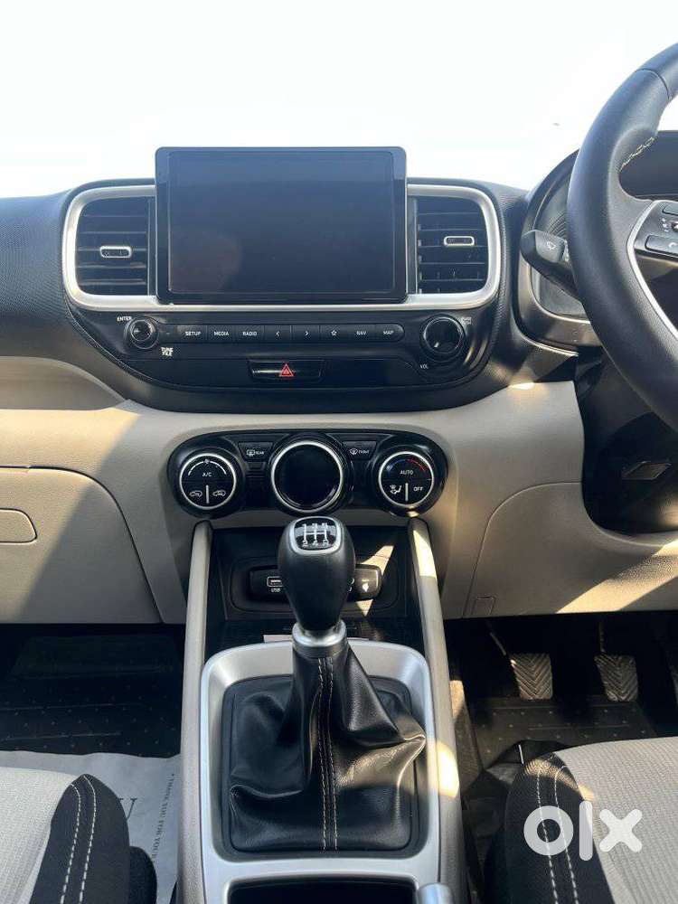 Maruti Suzuki Grand Vitara 1.5 Zeta Smart Hybrid At, 2025, Petrol