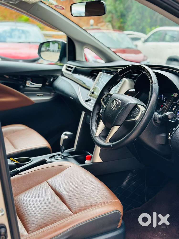 Toyota Innova Crysta Zx 2.4 Diesel 7 Seater, 2022, Diesel