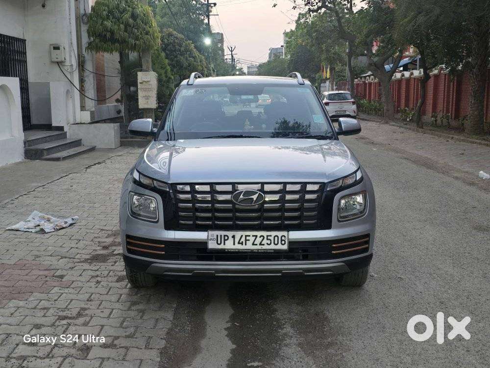 Hyundai Venue S 1.2 Petrol, 2024, Petrol