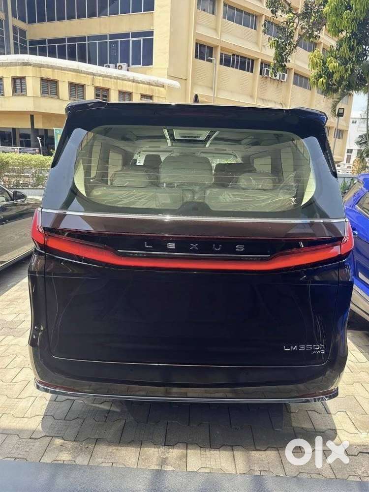 Lexus Lm 350h 7 Str Vip, 2025, Petrol