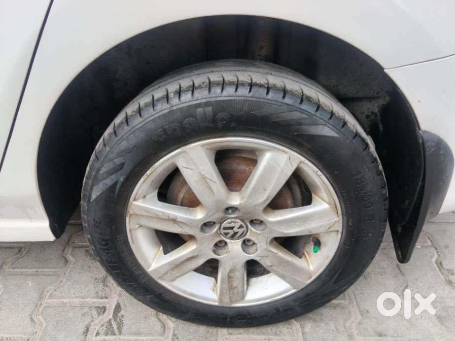 Volkswagen Vento 1.2 Tsi Highline At, 2011, Petrol