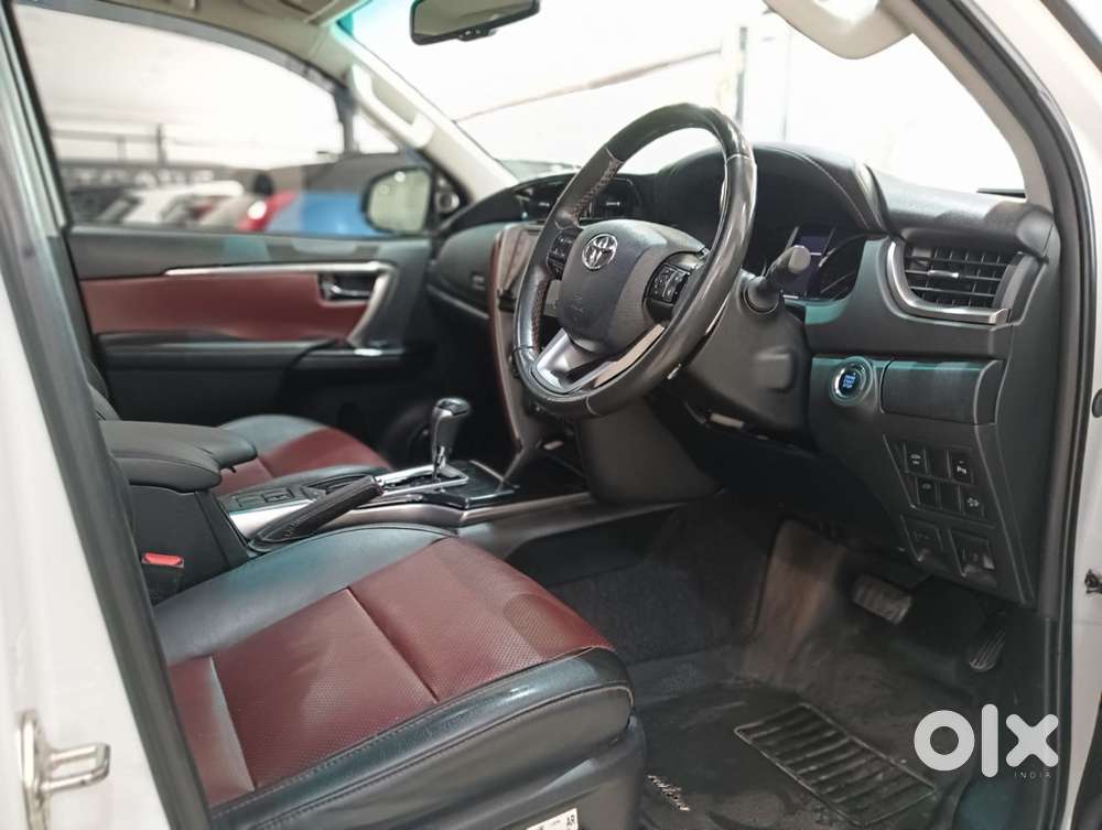 Toyota Fortuner Legender 4x4 At 2.8, 2024, Diesel