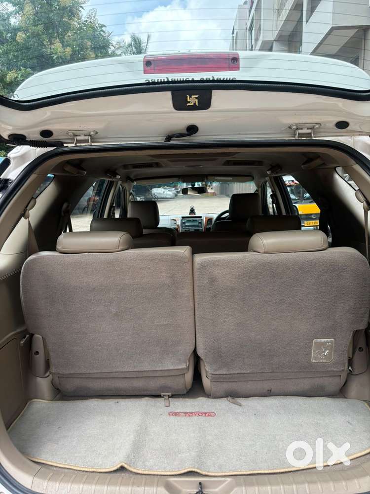 Toyota Fortuner 3.0 4x4 Manual, 2011, Diesel