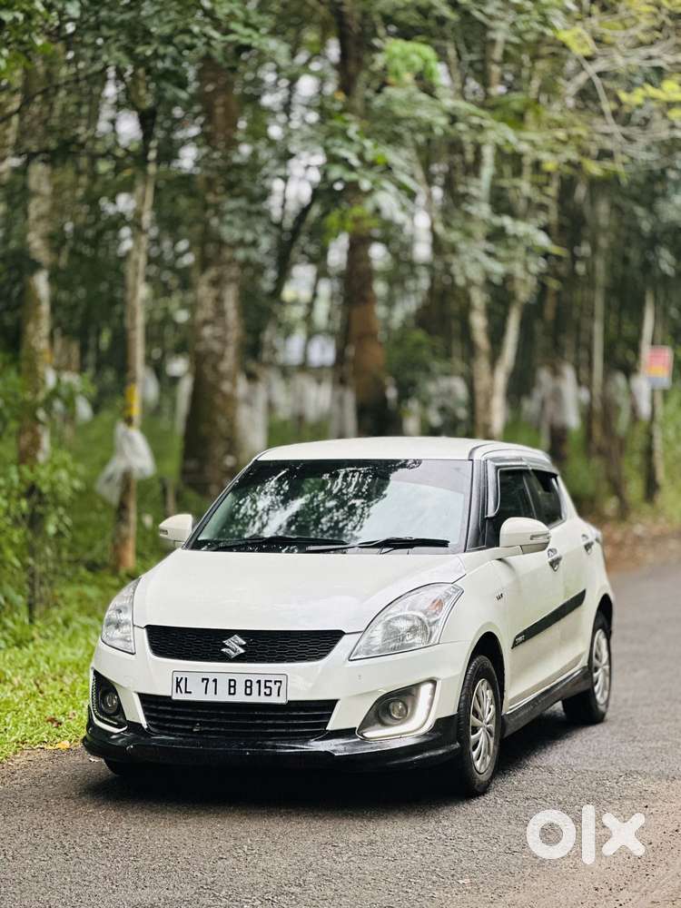 Maruti Suzuki Swift Vxi Optional, 2015, Petrol