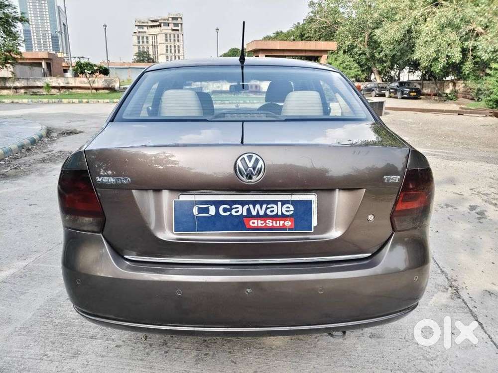 Volkswagen Vento 1.2 Tsi Highline At, 2015, Petrol