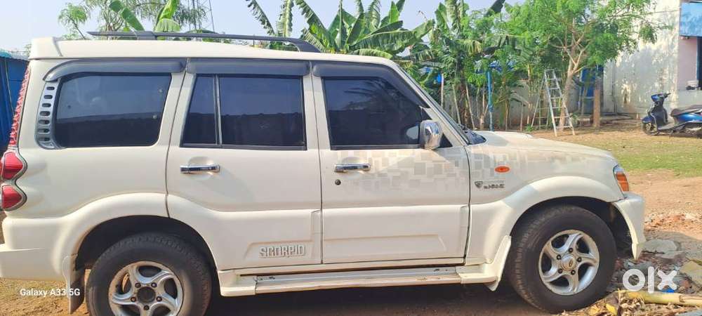 Mahindra Scorpio Vlx 2wd Diesel 2009 Well Maintained  Good Condition