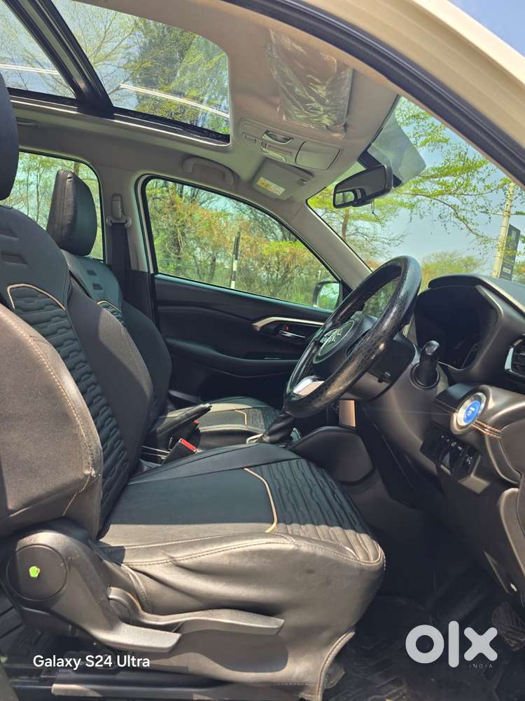 Maruti Suzuki Grand Vitara 1.5 Zeta Smart Hybrid, 2023, Petrol